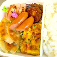 #餃子  #お弁当  (ؓؒؒؑؑؖؔؓؒؐؐ⁼̴̀ωؘؙؖؕؔؓؒؑؐؕ⁼̴̀ )|Ⓜ︎🅰®︎ℹ︎さん