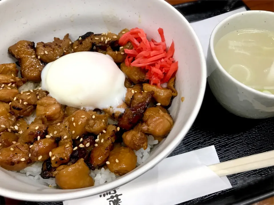 ぼんじり温玉丼|toshi,I🍴さん