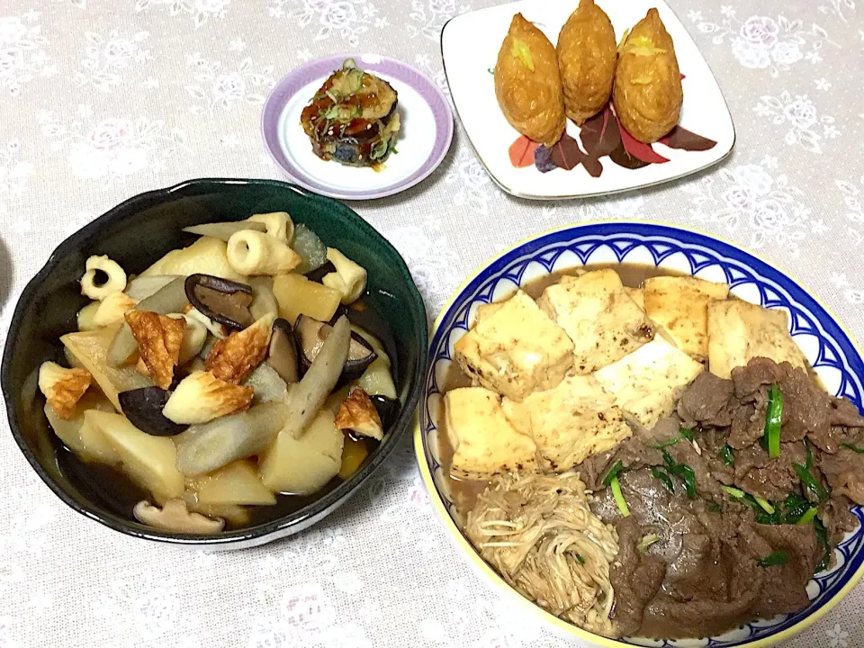 いなり寿司、煮しめ、豆腐と牛肉の煮物|小鳥さん