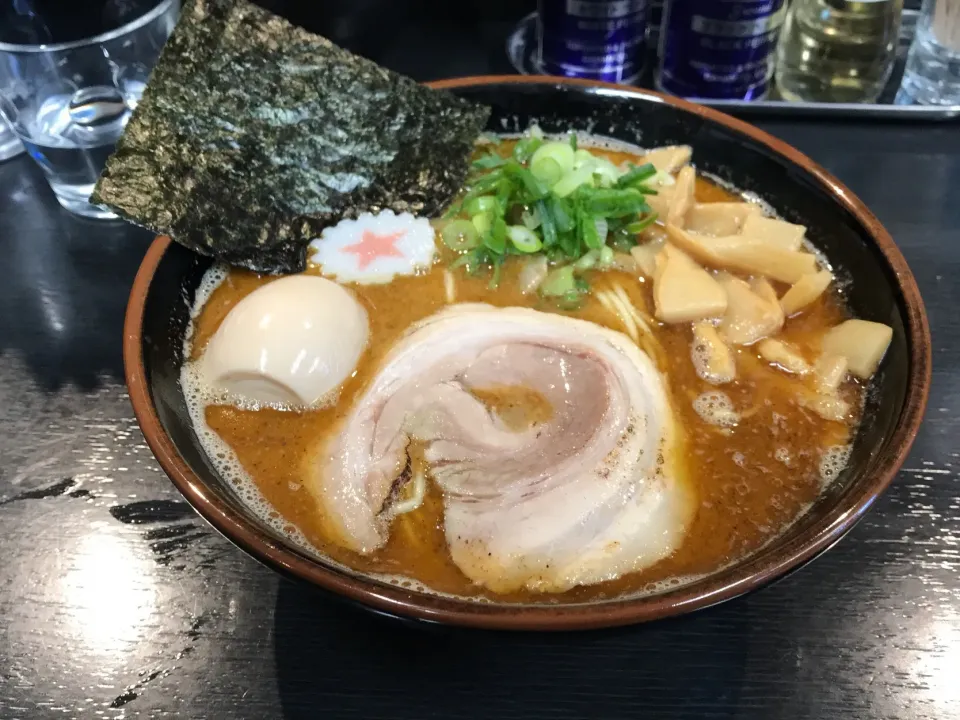 濃辛味玉・魚介豚骨ラーメン（大盛り無料）|まさとさん