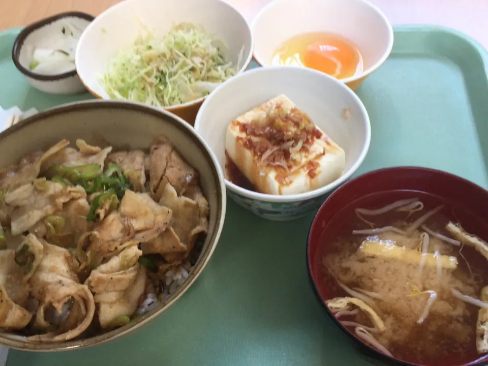 スタミナ丼|おっちさん