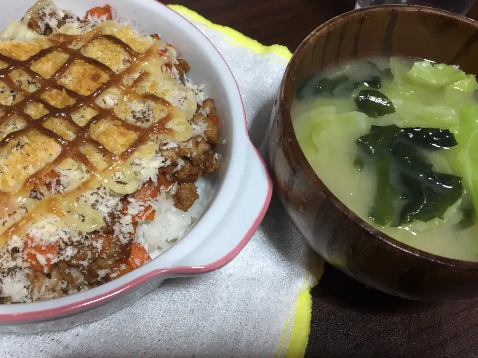 オイスターソースでひき肉炒め！パン粉焼き！|ごはんーさん