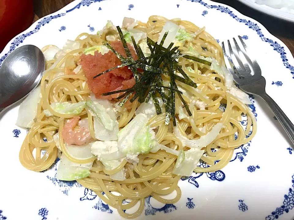 Snapdishの料理写真:たらこクリームパスタ|はるみ(o^^o)さん