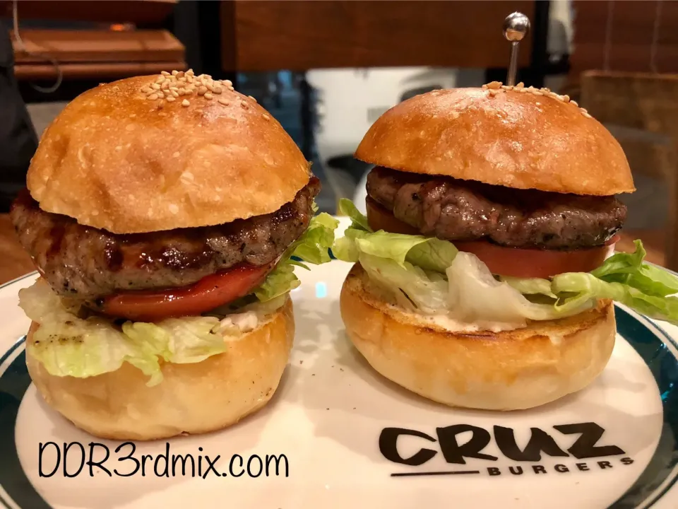 第67回マンスリーハンバーガーTVはCRUZ BURGERSでクリスマスパーティー|ddr3rdmixさん