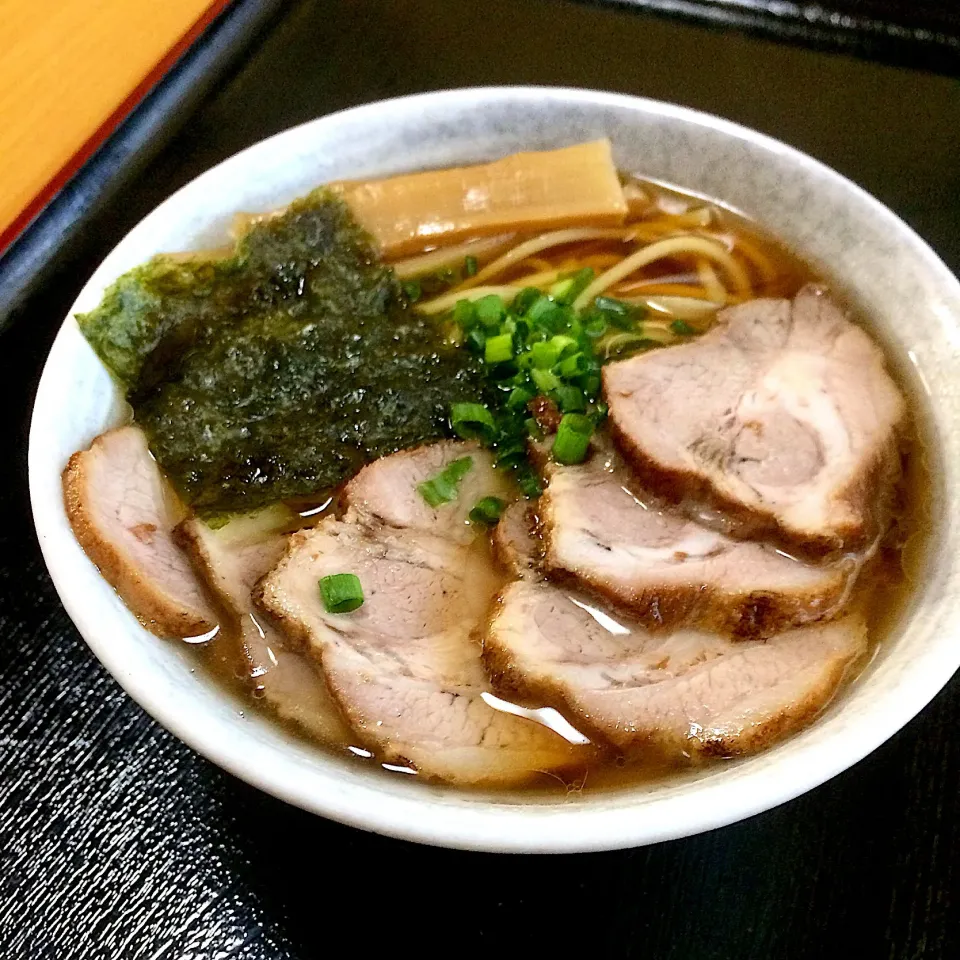 Snapdishの料理写真:再現 自作ラーメン 志太系朝ラー|ガク魁‼︎男飯さん