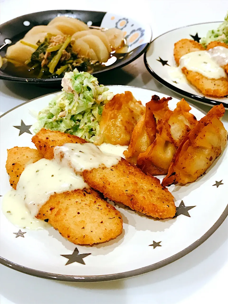 舌平目ムニエル 揚げ餃子
ツナかぶ煮|さっちんさん