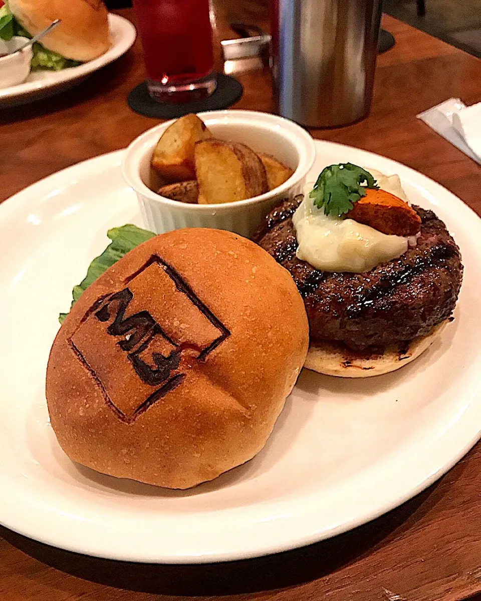 Snapdishの料理写真:マティーニバーガー 神楽坂 東京/新宿|ガク魁‼︎男飯さん