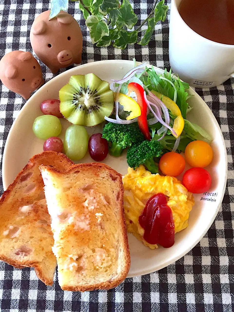 Snapdishの料理写真:朝ごはん☺︎|むーさん