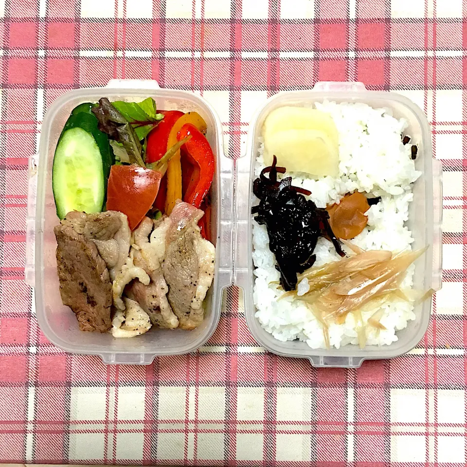 Snapdishの料理写真:今日のお弁当‼︎ 8 December
 #お弁当  #弁当  #obento  #bento  #野菜たっぷり  #焼肉弁当  #実家のお母ちゃん|Yoshinobu Nakagawaさん