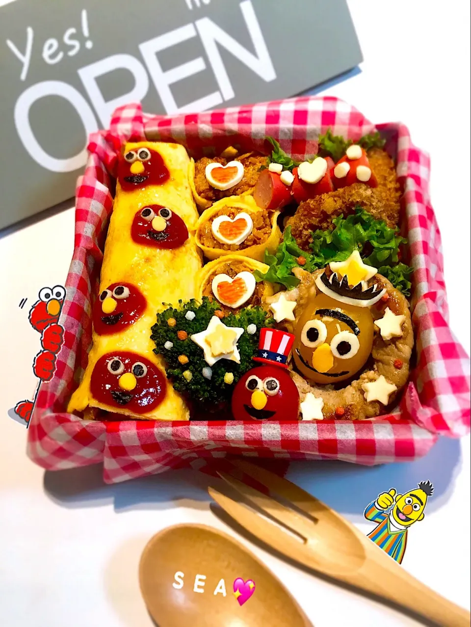 エルモのロールオムライス弁当|seaさん