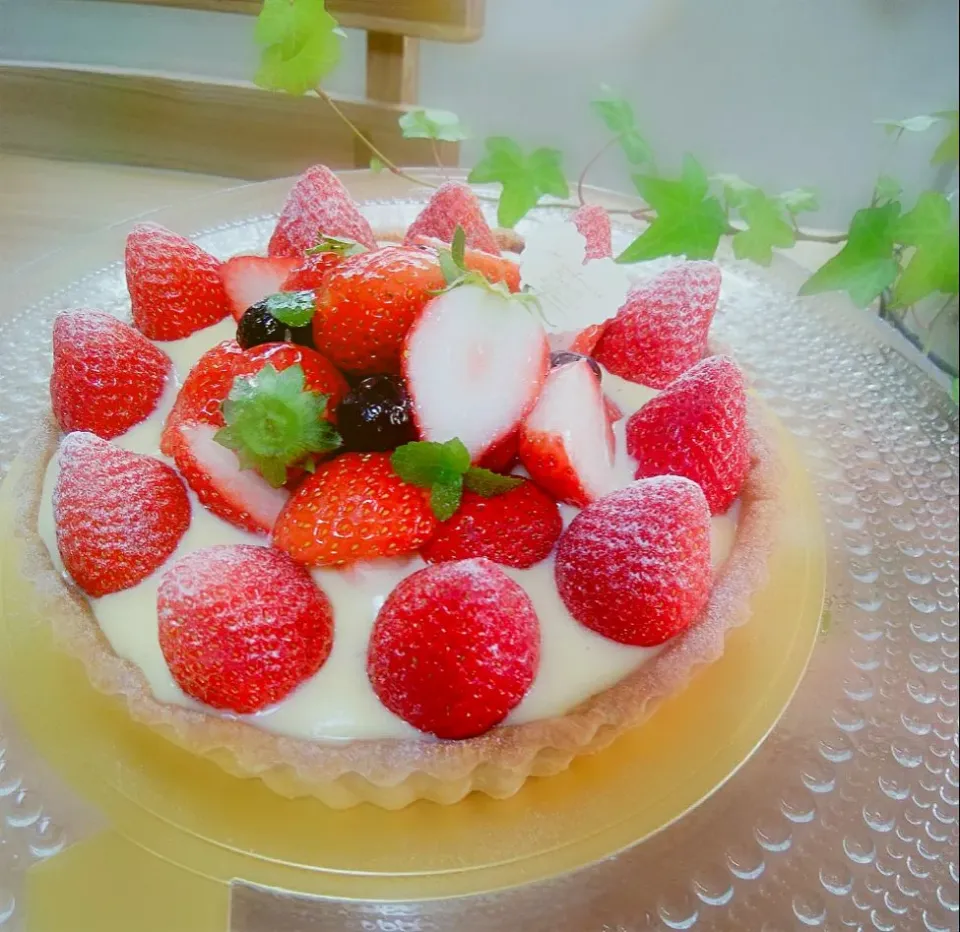 Snapdishの料理写真:苺🍓のタルト♪ヽ(´▽｀)/|sakurakoさん