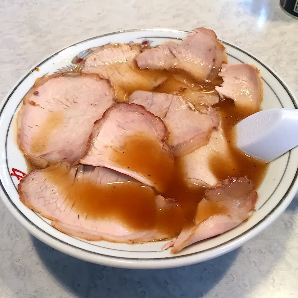 チャーシュー麺🍜＼(^o^)／|すかラインさん