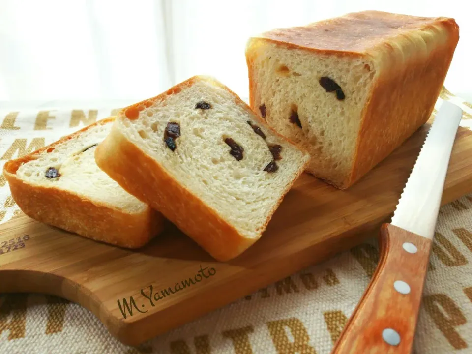 めぐチー🌿の角食パン🍞レーズン入り🍇|真希さん