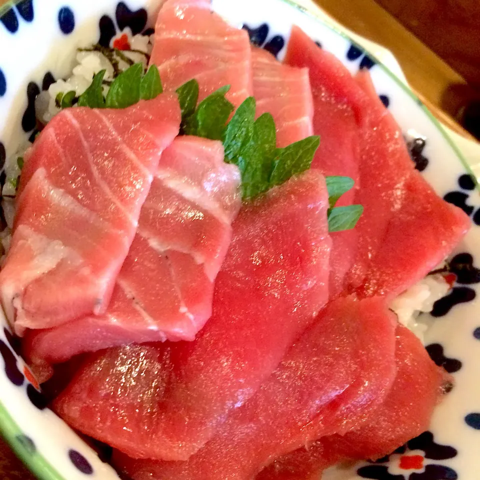 やっぱりここのマグロは美味しいわ(^O^) 本マグロ丼|Hiro Yanさん