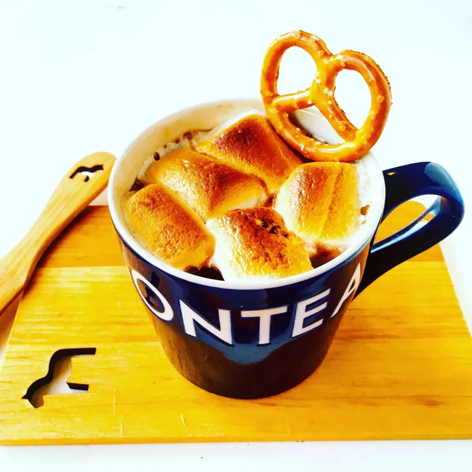 焼きマシュマロのホットチョコレート☁️🍫♨️ #ホットチョコレート|sakiさん