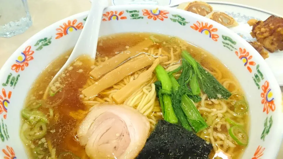 【1951年創業】大勝軒 代々木上原店 の ラーメンと点心セット(唐揚げ2/餃子2) ＠ 代々木上原 17174|大脇さん