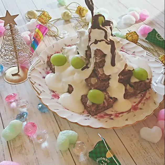 ホットプレートでブラウニー
🎄ツリーケーキでクリームもチョコもたらぁ～ん|みひゃるさん