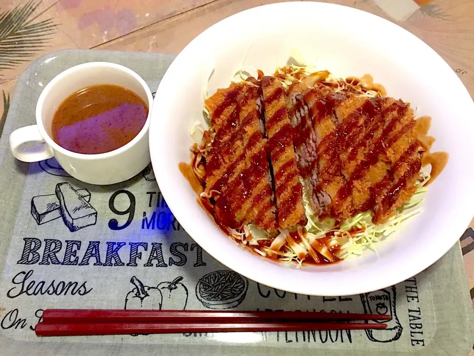 牛かつSWS
#牛かつ #beef-cutlets #lunch #dinner #定食 #食べ物 #牛肉 #beef|Lita Sws Fukaiさん