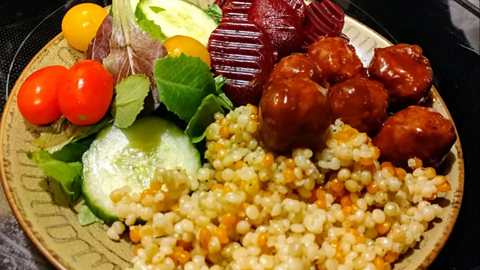 Barbecue Meatballs|Francine Hawkins-Alegehさん