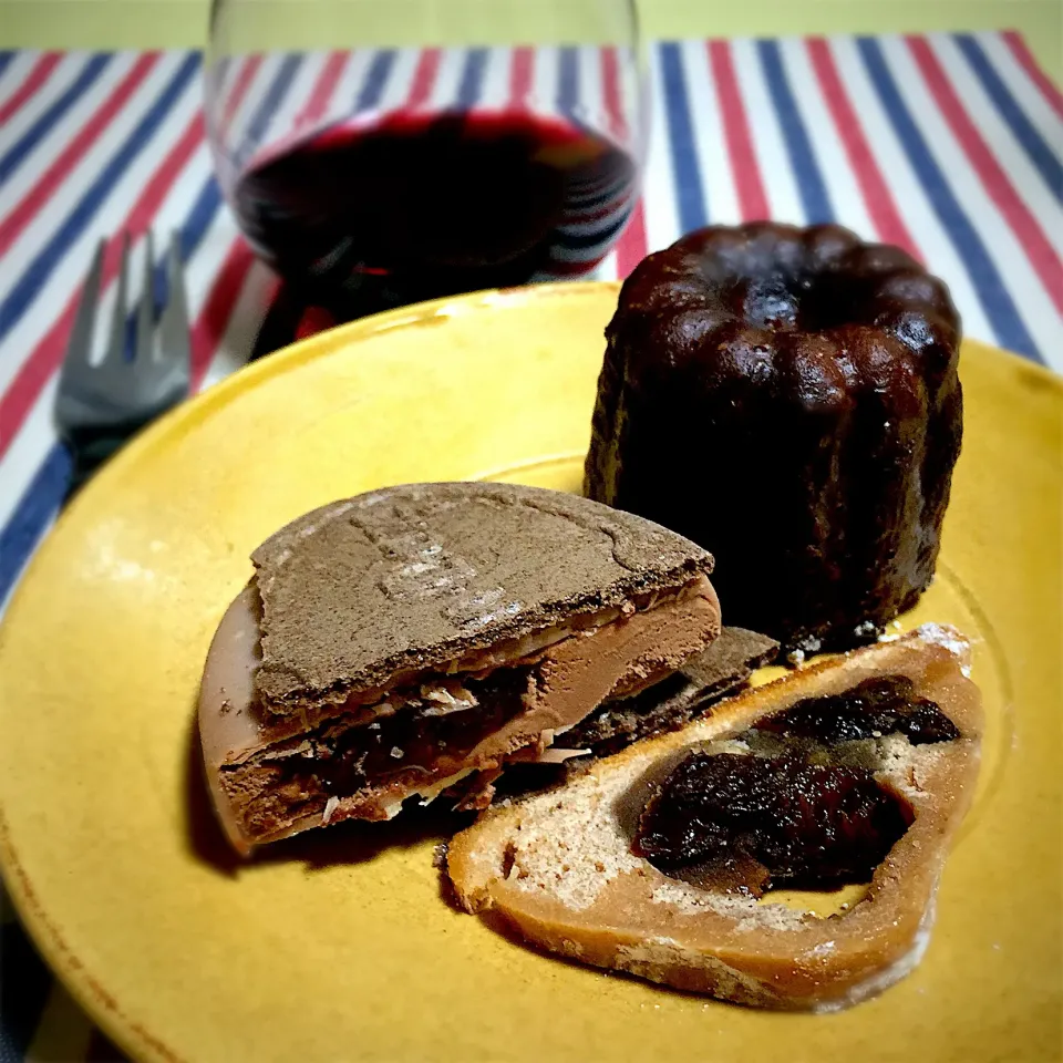 ワインとドルチェ
cannelé de Bordeaux
Stollen
ハーゲンダッツ フォンダンショコラアイス|Noriyuki Saitoさん