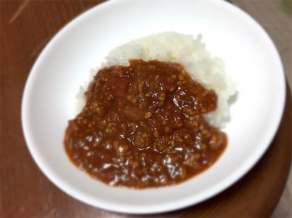 トマトとひき肉のカレー|まるちゃんさん