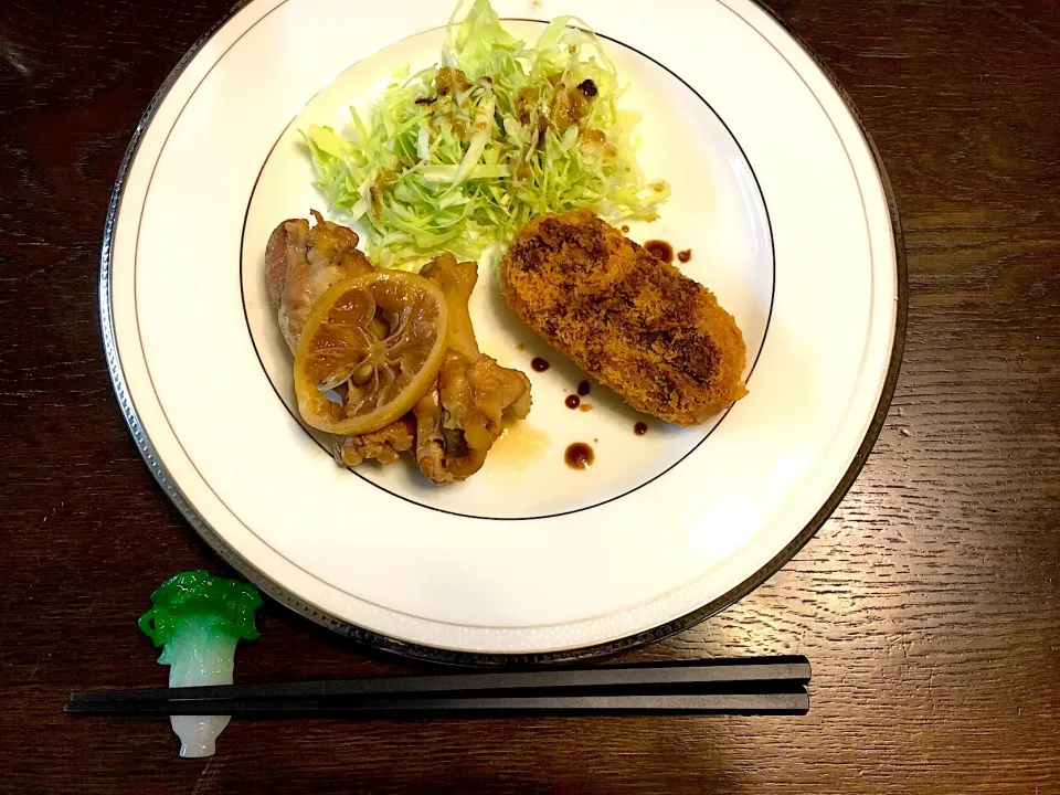 手羽元の甘辛レモン煮
カニクリームコロッケ|カドラさん