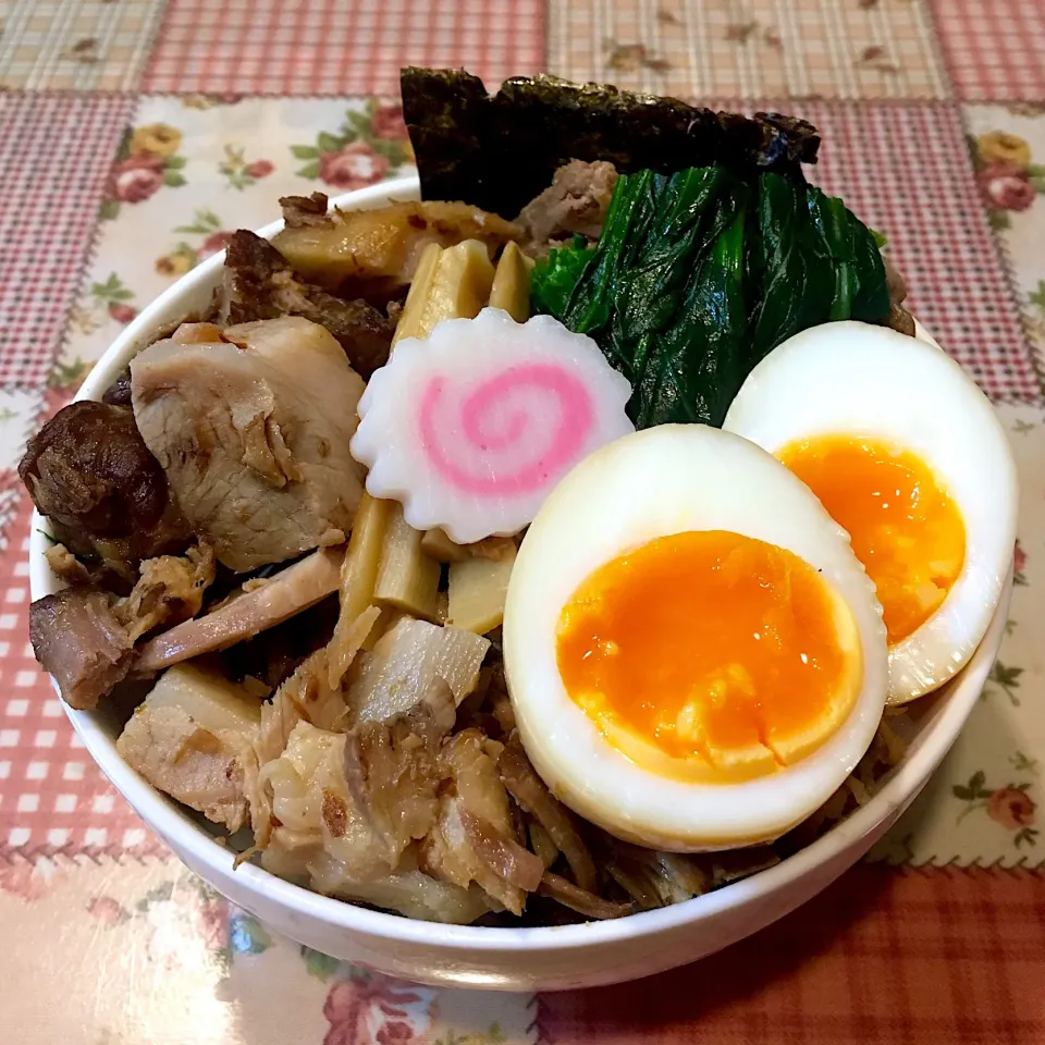 チャーシュー丼🐷🍚|＊ゆみしぼり＊さん