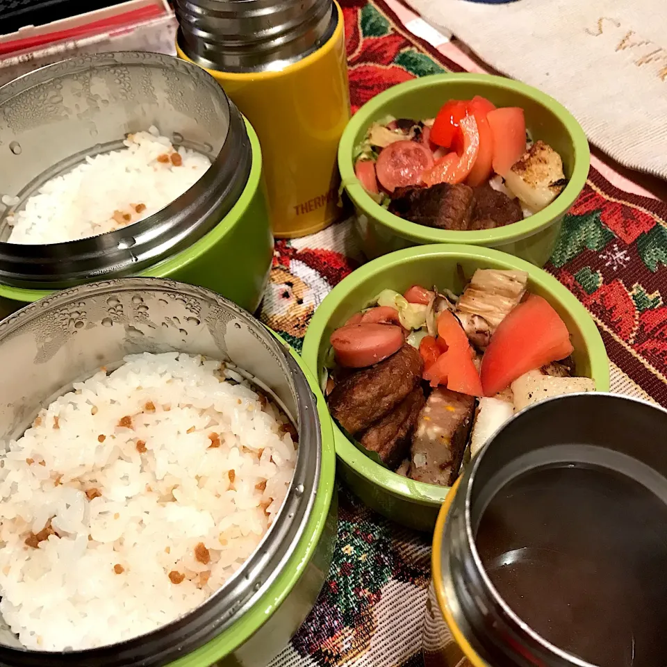 今日のお弁当🍱
12月も後半に入ってきます
今週も風邪ひかないように
頑張ってね👋😊|mokoさん