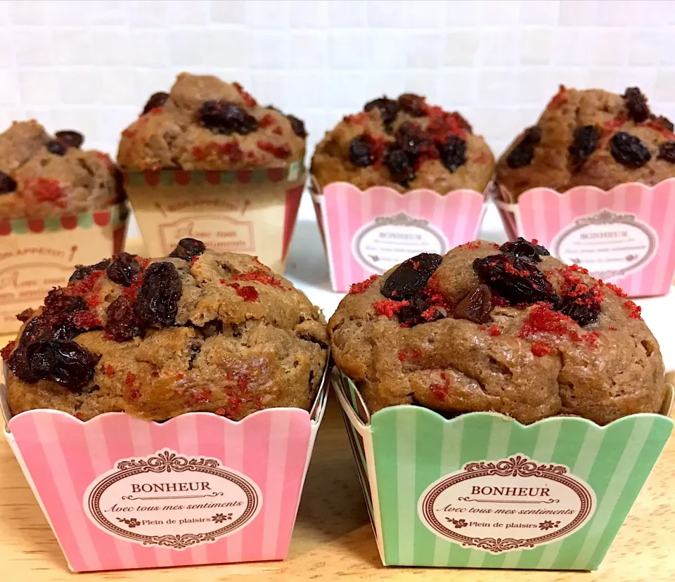 Snapdishの料理写真:Banana&raisin Muffins 🍌🍇|K.Choさん