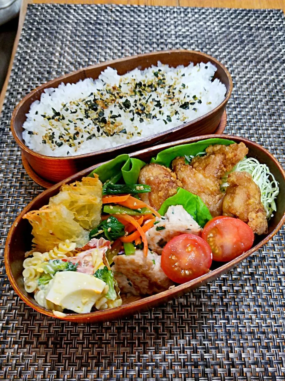 Snapdishの料理写真:今日の息子弁当🍱鳥竜田揚げ🐔🐔🐔🐔|クッキングオヤジさん