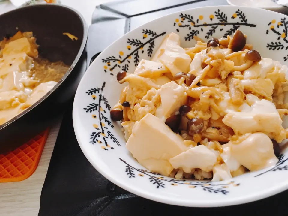 簡単〜賞味期限切れ間近の豆腐消費丼！|なななさん