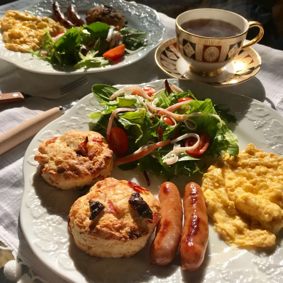 Snapdishの料理写真:娘作💝甘くないスコーンのブランチ|さくらんぼ🍒さん