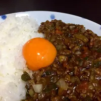 Snapdishの料理写真:4種の野菜のドライカレー|わいわいさん