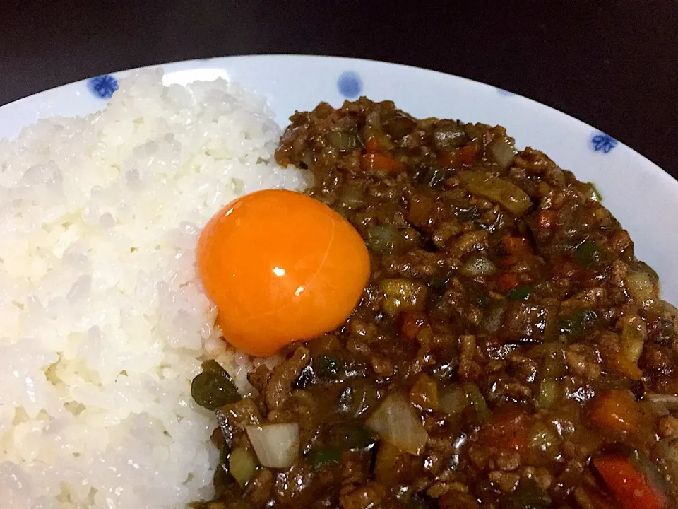 Snapdishの料理写真:4種の野菜のドライカレー|わいわいさん