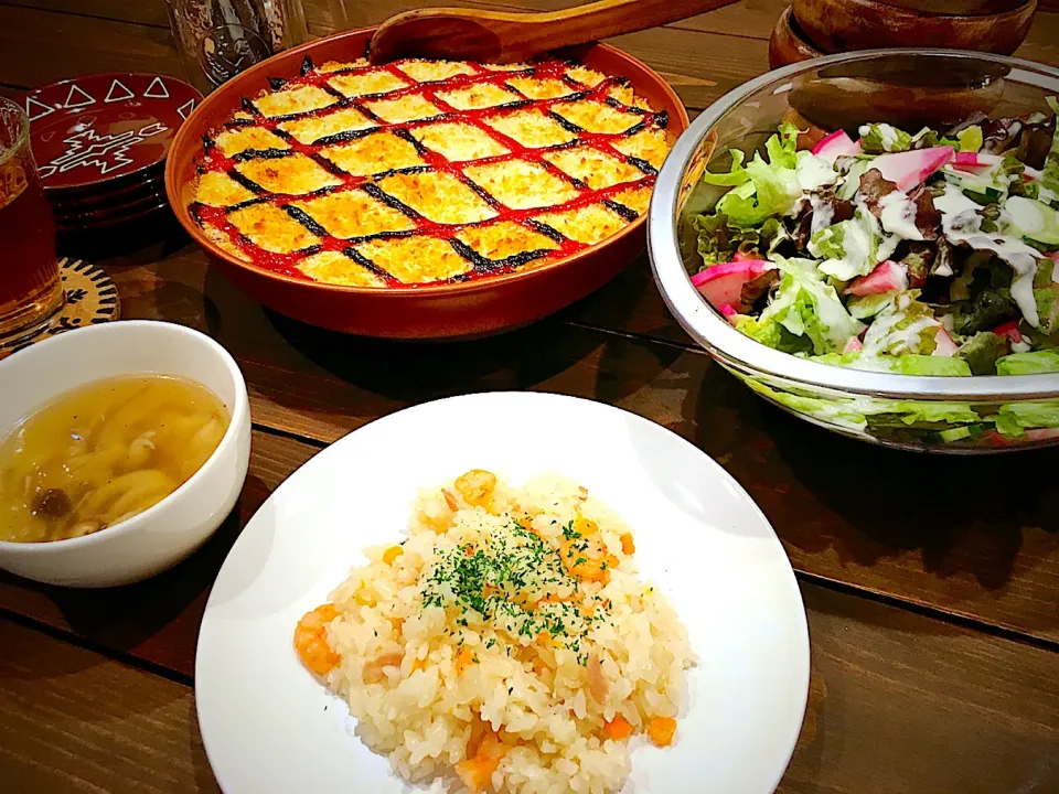 スコップコロッケ🥔とエビピラフ🦐の夜ご飯😋|SAORIさん