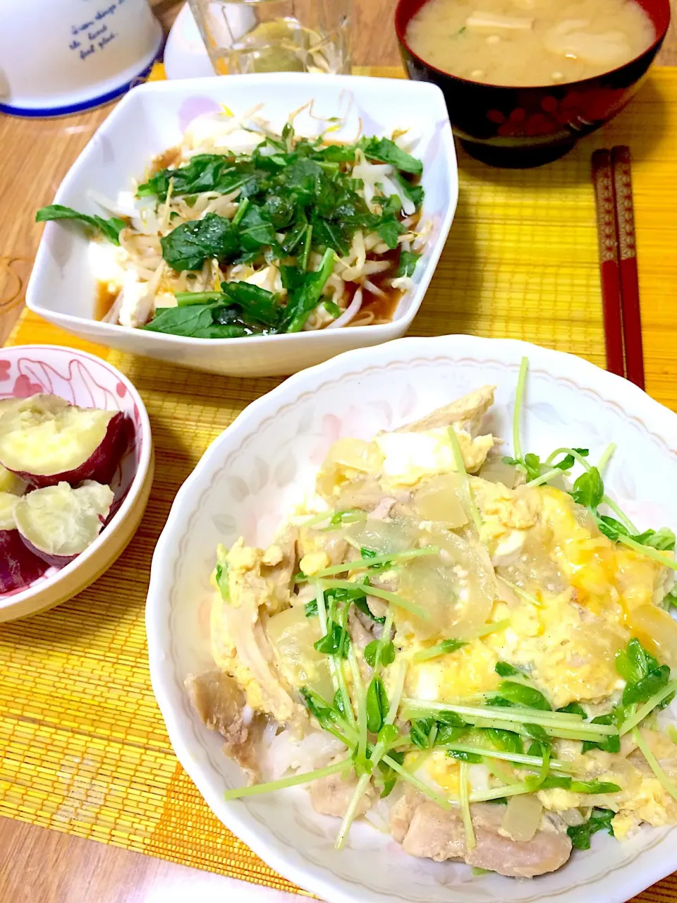 2017/12/13 親子丼、豆腐とモヤシ炒め焼肉のタレ|kykyさん