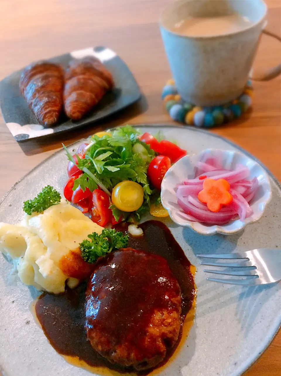 ハンバーグプレートのブランチ|こんぶさん