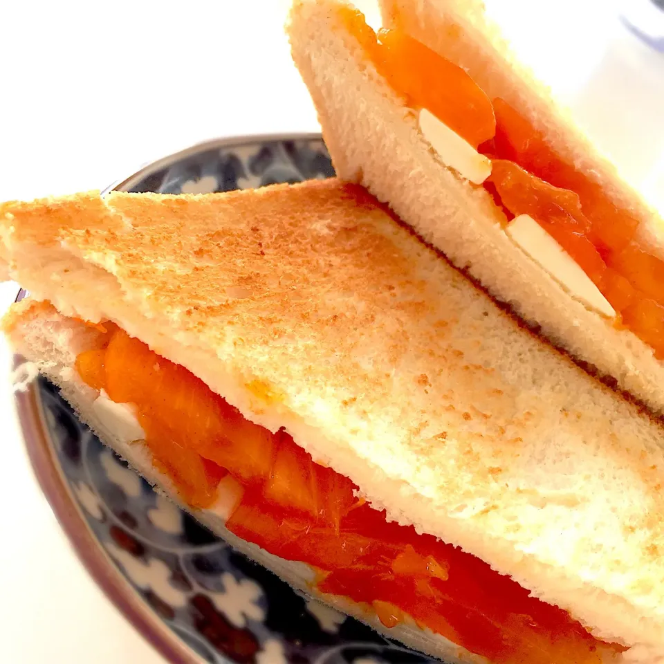 柿クリームチーズのサンドイッチ🥪|すいかみかんさん