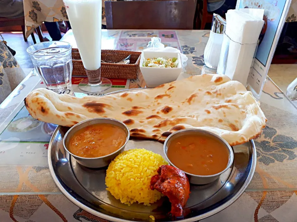 チキンカレー、ダルカレーセット @ダルバル #北インドカレー|カリー仙人さん