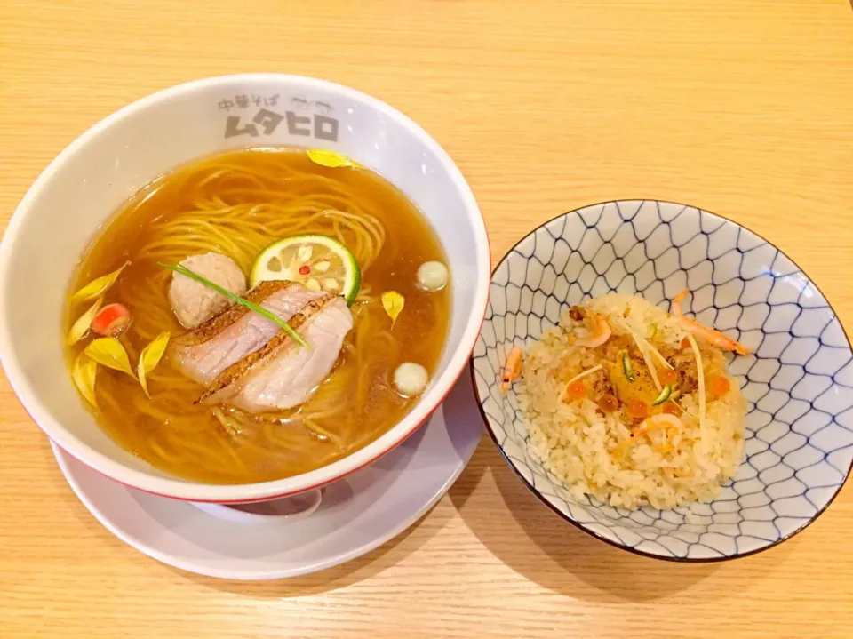 Snapdishの料理写真:のどぐろ煮干しそば&海の宝石ご飯付
@ラーメン ブタヒロ ムタヒロ6周年祭|morimi32さん