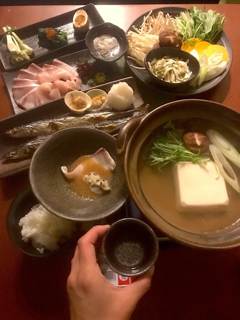 Today's Dinner🍴前菜･秋刀魚とﾎﾝﾋﾞﾉｽの塩焼き･牡蠣&鰤しゃぶ･白飯･めかぶ&大和芋|🌈Ami🍻さん