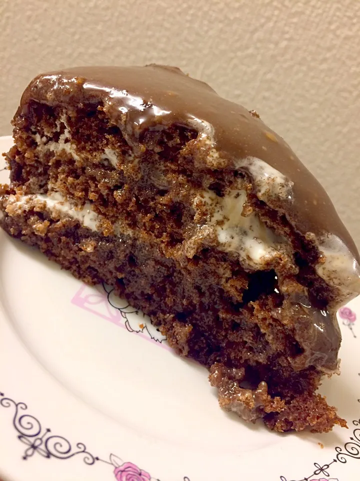 Snapdishの料理写真:Chocolate cake|Vander E Celineさん