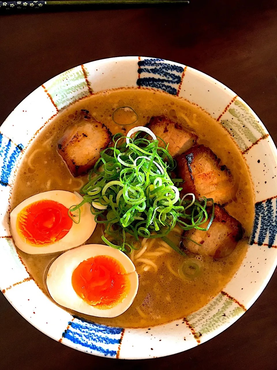 お昼はラーメンです🍜|えり(*☻-☻*)さん