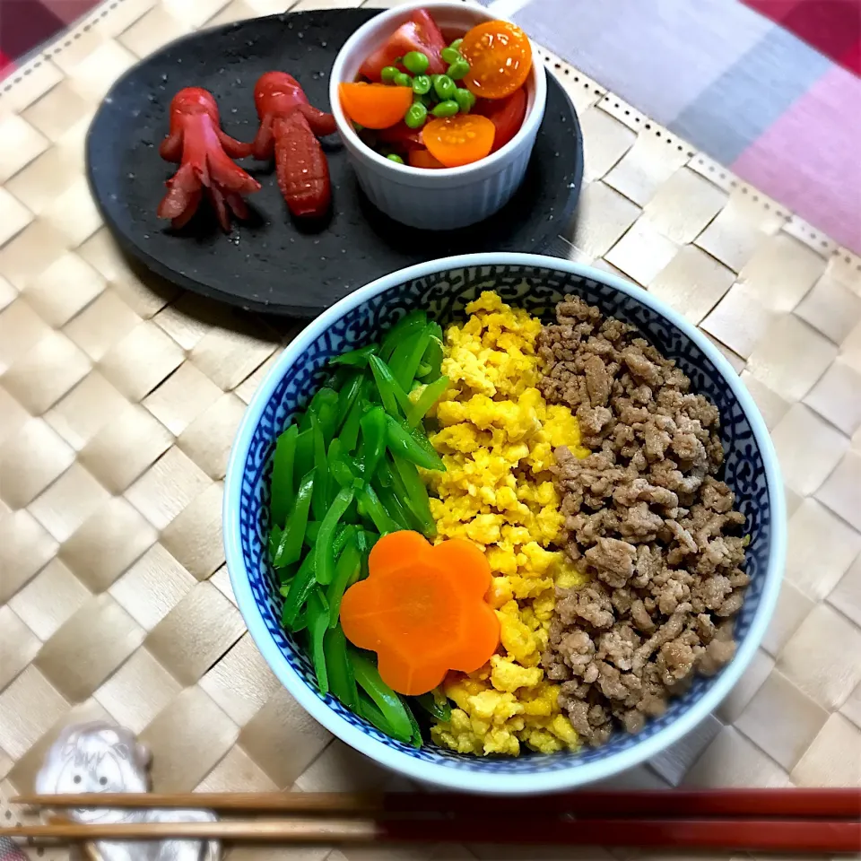 お家お弁当…ただの三色丼😊|ゆき☆さん