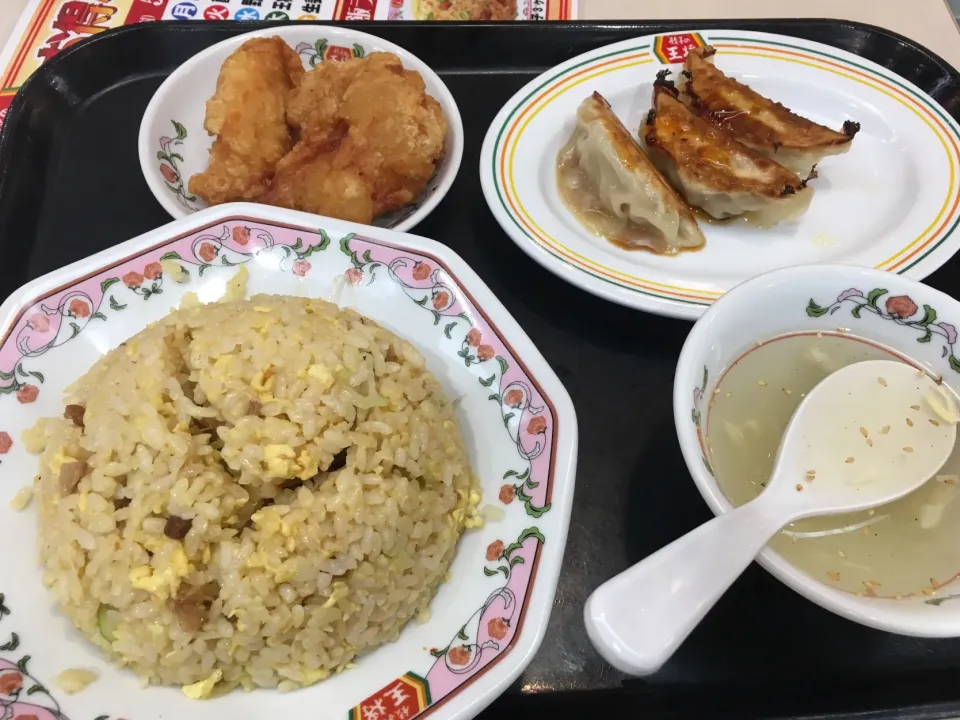 Snapdishの料理写真:久々に王将で炒飯ランチ|フージさん