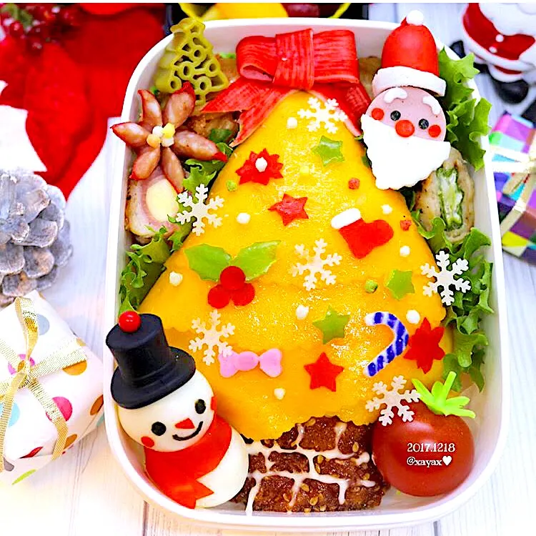 クリスマスツリー弁当✨🎅🎄🎁⛄✨



 #デコ弁  #クリスマス弁当  #クリスマスツリー|あーたんさん