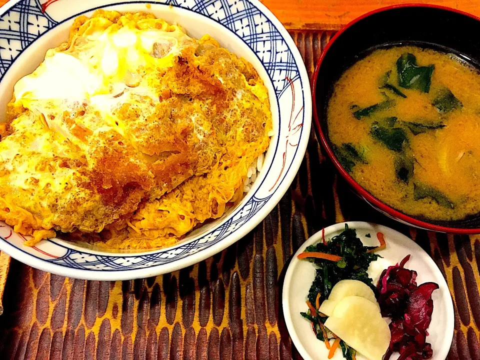 カツ丼|須佐 浩幸さん