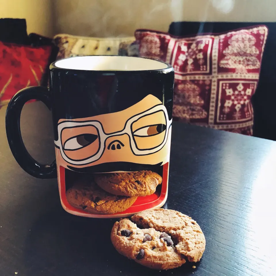 Tea time🤓☕🍪
このコーヒーマグ、娘達とフライングタイガーに行った時に一目惚れして買いました😍
何だか可愛い😁|Kashimanakitchenさん