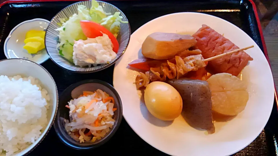 本日の賄い(12/19  おでん定食🍢💕)|かぴかぴさん