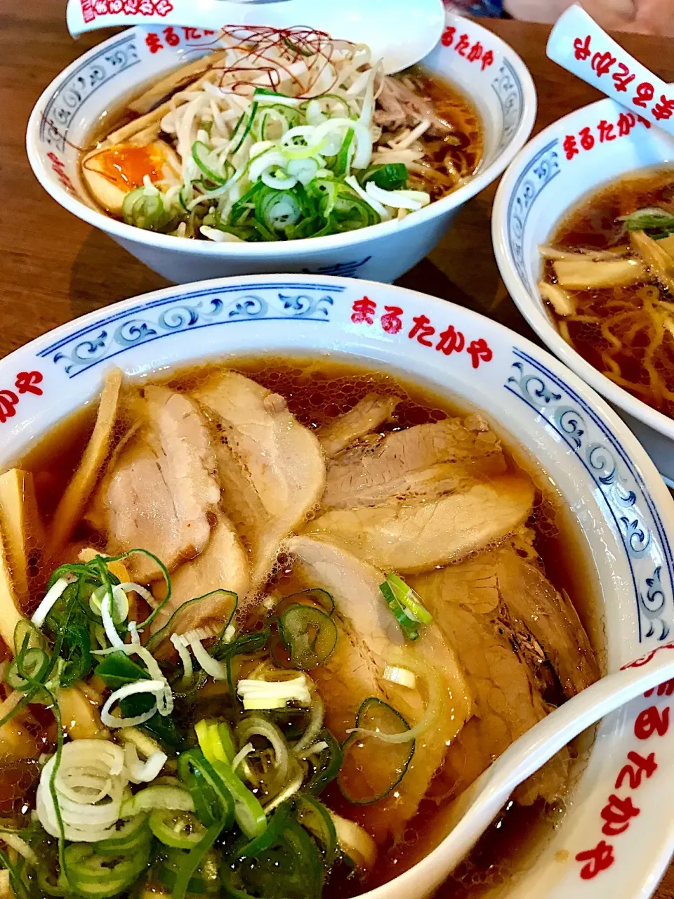 Snapdishの料理写真:雪の降る日はコレやろ〜❣️😃
富山で人気のまるたかやラーメン🍜|あまねこ🌿さん